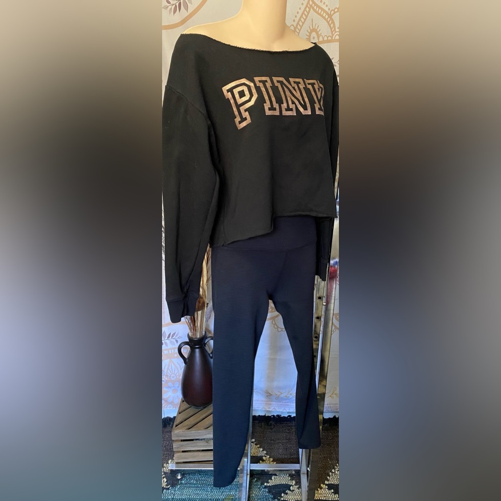 PINK Victoria's Secret Black & Rose Gold Logo Strappy Back Sweatshirt Small